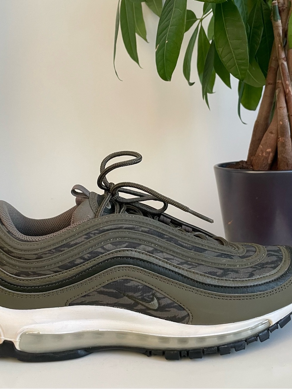 Men Size 10 Nike Air Max 97 Tiger Camo Olive Green Shoes